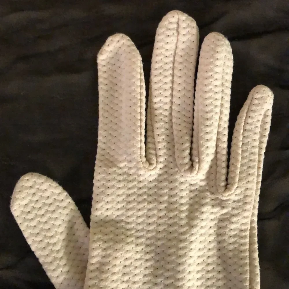 Vintage Off White Knit Ladies/Girls Gloves Small